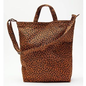 NWT Baggu Duck Bag in Leopard